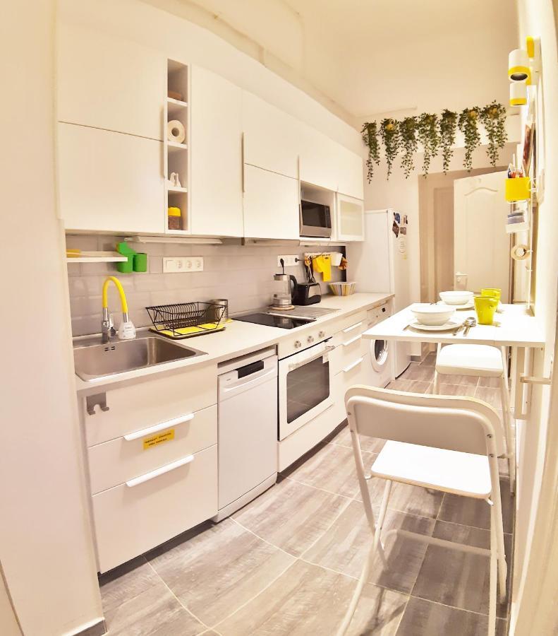Bright Side Apartment Budapest Exterior foto